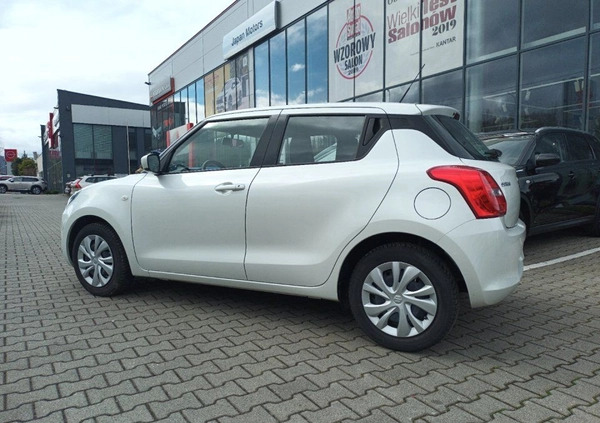 Suzuki Swift cena 61900 przebieg: 28996, rok produkcji 2021 z Biała małe 29